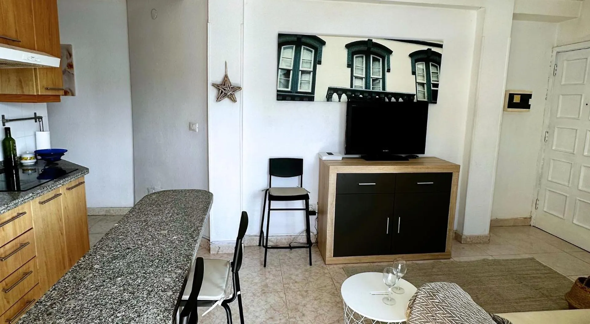 Apartament Oceanside Escape Los Cristianos  0*, Los Cristianos (Tenerife) Hiszpania