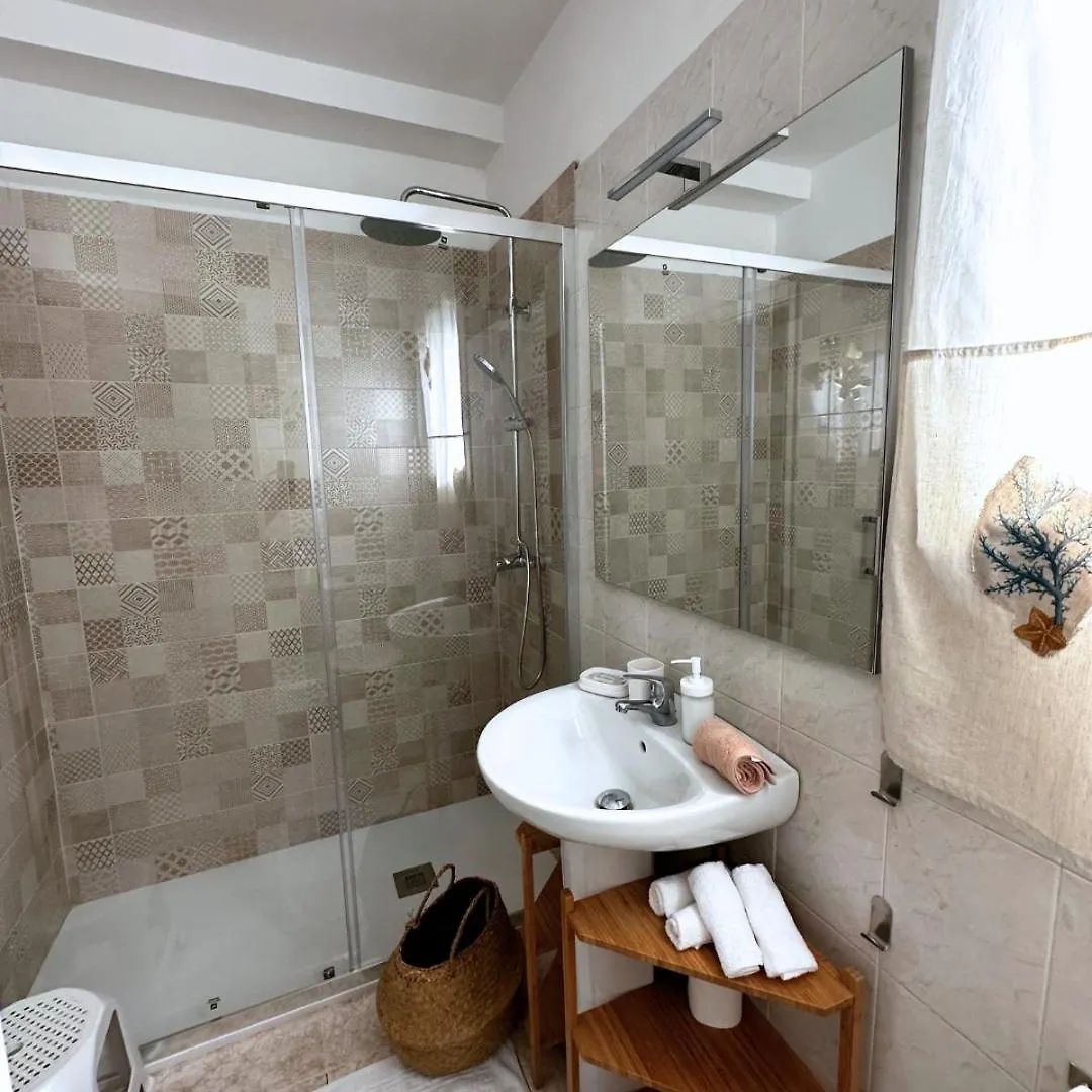 Apartament Oceanside Escape Los Cristianos  0*, Los Cristianos (Tenerife)